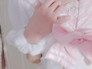 天花板級白虎女神雙指撐開她的清潔小嫩穴